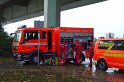 Einsatz BF Hoehenretter Koelner Seilbahn Hoehe Zoobruecke P2234